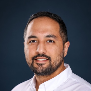 Portrait of Ali Parnan